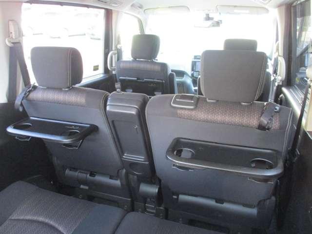 セレナ ＨＷＳＶエアロモード＋セフティＳハイブリッドアドバンスド　衝突被害軽減ブレーキ　踏み間違い防止　後席モニター　クルーズコントロール　アラウンドモニター　Ｗエアコン　両側電動スライドドア　パイオニア製８インチメモリーナビ　ＬＥＤヘッドライト（40枚目）