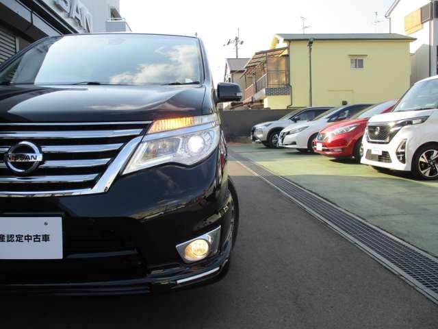 セレナ ＨＷＳＶエアロモード＋セフティＳハイブリッドアドバンスド　衝突被害軽減ブレーキ　踏み間違い防止　後席モニター　クルーズコントロール　アラウンドモニター　Ｗエアコン　両側電動スライドドア　パイオニア製８インチメモリーナビ　ＬＥＤヘッドライト（43枚目）