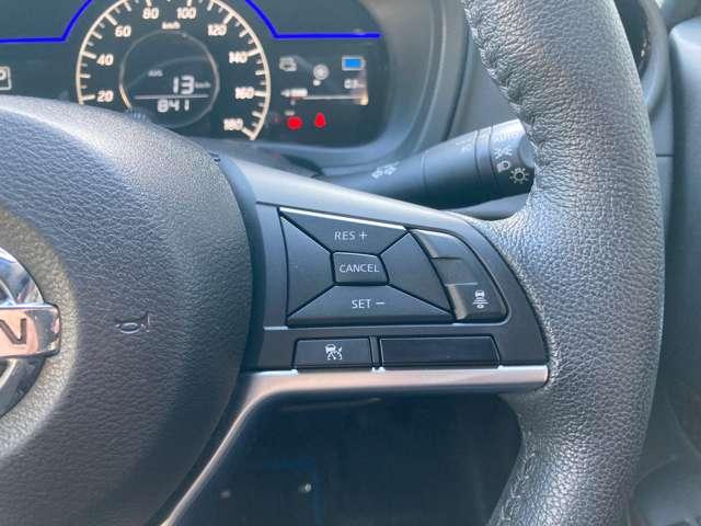 ノート １．２　ｅ－ＰＯＷＥＲ　メダリスト　ワンオーナー　クルーズコントロール　衝突被害軽減ブレーキ　踏み間違い防止　アラウンドモニター　ＥＴＣ２．０　純正ディーラーナビ　ＬＥＤヘッドライト　ハイビームアシスト　スマートルームミラー（21枚目）