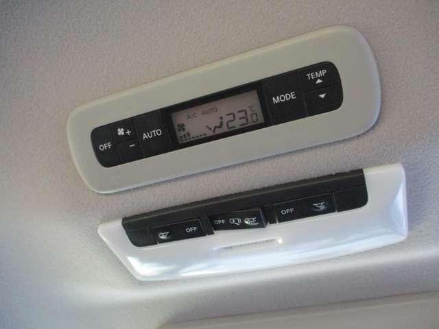 セレナ ハイウェイスターＶ　ワンオーナー　クルーズコントロール　サイド・カーテンエアバック　衝突被害軽減ブレーキ　踏み間違い防止　アラウンドモニター　ＬＥＤヘッドライト　純正ディーラーナビ　ＥＴＣ２．０　両側電動スライドドア（48枚目）