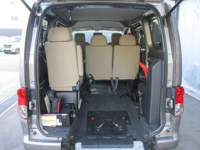 ���������邩��Ԉ֎q�ɏ�����܂܂ŏ�Ԃ��邱�Ƃ��ł����ł���B