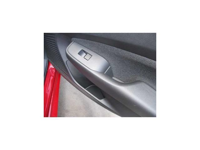 ��ȃh�A�|�P�b�g�ɂ��y�b�g�{�g���z���_�[������̂Ń����O�h���C�u�����K�ł�