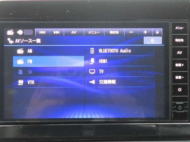 ノート １．２　Ｘ　サイド・カーテンエアバック　衝突被害軽減ブレーキ　踏み間違い防止　純正ディーラーナビ　純正ドライブレコーダー　ＬＥＤヘッドライト　ＥＴＣ　ハイビームアシスト　車線逸脱警報（7枚目）