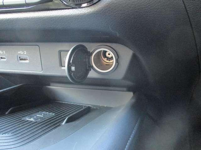 ノート １．２　Ｘ　プロパイロット　サイド・カーテンエアバック　衝突被害軽減ブレーキ　踏み間違い防止　アラウンドモニター　ＥＴＣ　２．０　メーカーナビ　アップルカープレイ　ＬＥＤヘッドライト　ＳＯＳコール（18枚目）