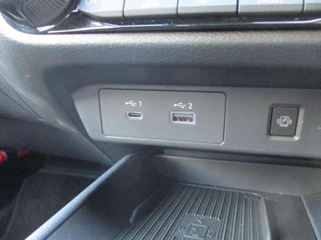 ノート １．２　Ｘ　プロパイロット　サイド・カーテンエアバック　衝突被害軽減ブレーキ　踏み間違い防止　アラウンドモニター　ＥＴＣ　２．０　メーカーナビ　アップルカープレイ　ＬＥＤヘッドライト　ＳＯＳコール（19枚目）