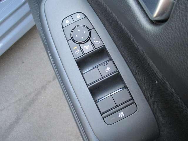 ノート １．２　Ｘ　プロパイロット　サイド・カーテンエアバック　衝突被害軽減ブレーキ　踏み間違い防止　アラウンドモニター　ＥＴＣ　２．０　メーカーナビ　アップルカープレイ　ＬＥＤヘッドライト　ＳＯＳコール（37枚目）