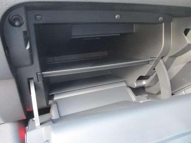 ノート １．２　Ｘ　プロパイロット　サイド・カーテンエアバック　衝突被害軽減ブレーキ　踏み間違い防止　アラウンドモニター　ＥＴＣ　２．０　メーカーナビ　アップルカープレイ　ＬＥＤヘッドライト　ＳＯＳコール（41枚目）