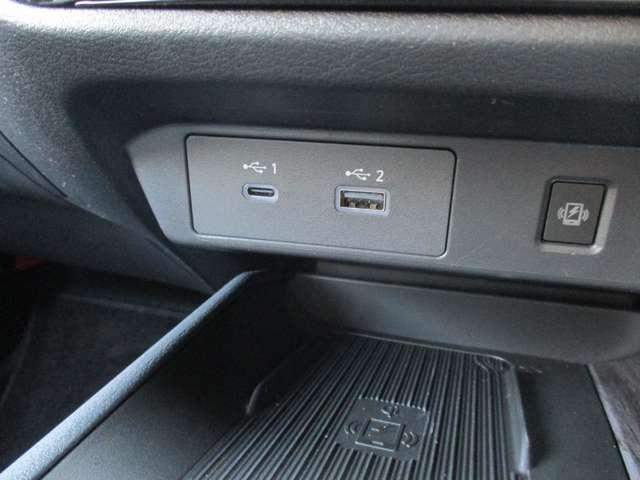 �t�r�a���Q�|�[�g����܂��̂œ���҂̕��Ƃ̓����[�d���ł��܂���