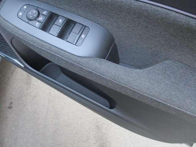 �y�b�g�{�g���z���_�[�̂���h�A�|�P�b�g���g������ǂ��֗��ł��B