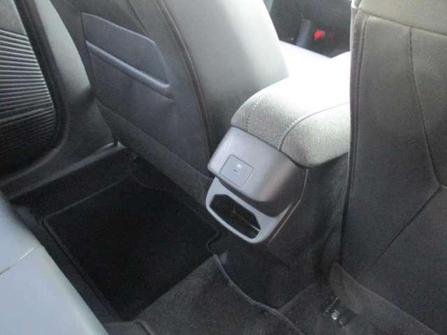 ��Ȃɂ��t�r�a�|�[�g������܂��̂ł��q�l�̃Q�[���@�Ȃǂ̏[�d���ł��܂���