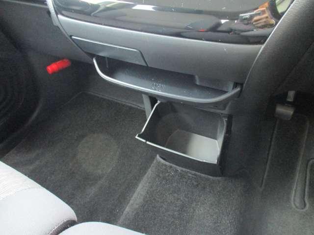 デイズ ６６０　ハイウェイスターＸ　衝突被害軽減ブレーキ　踏み間違い防止　ＬＥＤヘッドライト　純正ドライブレコーダー　Ｂｌｕｅｔｏｏｔｈオーディオ　サイド・カーテンエアバック　オートライト　ハイビームアシスト　純正ディーラーナビ（17枚目）