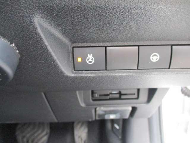 ノート １．２　ＡＵＴＥＣＨ　日産純正メモリーナビ　プロパイロット　ハイビームアシスト　踏み間違い衝突防止　ＬＫＡＳ　レーダークルーズコントロール　Ｂモニター　フルセグ　シートヒータ　ＬＥＤヘッドライト　スマートキー　記録簿（21枚目）