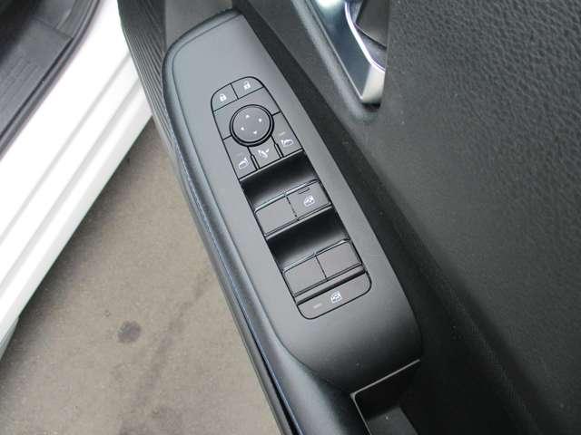 ノート １．２　ＡＵＴＥＣＨ　日産純正メモリーナビ　プロパイロット　ハイビームアシスト　踏み間違い衝突防止　ＬＫＡＳ　レーダークルーズコントロール　Ｂモニター　フルセグ　シートヒータ　ＬＥＤヘッドライト　スマートキー　記録簿（36枚目）