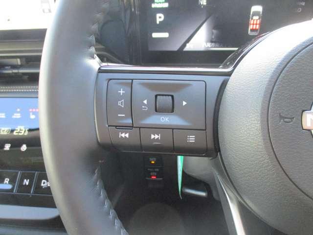 セレナ １．４　ｅ－ＰＯＷＥＲ　ハイウェイスターＶ　日産純正メーカーナビ　誤発進抑制　地デジ　フルオートエアコン　ＡＢＳ　展示試乗車　バックモニター　ＬＤＰ　追従クルーズ　サイドカメラ　３列シート　ナビＴＶ　アルミホイール　ドライブレコーダ　記録簿（24枚目）