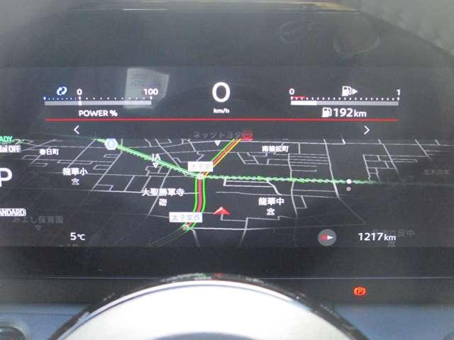 セレナ １．４　ｅ－ＰＯＷＥＲ　ハイウェイスターＶ　日産純正メーカーナビ　誤発進抑制　地デジ　フルオートエアコン　ＡＢＳ　展示試乗車　バックモニター　ＬＤＰ　追従クルーズ　サイドカメラ　３列シート　ナビＴＶ　アルミホイール　ドライブレコーダ　記録簿（28枚目）