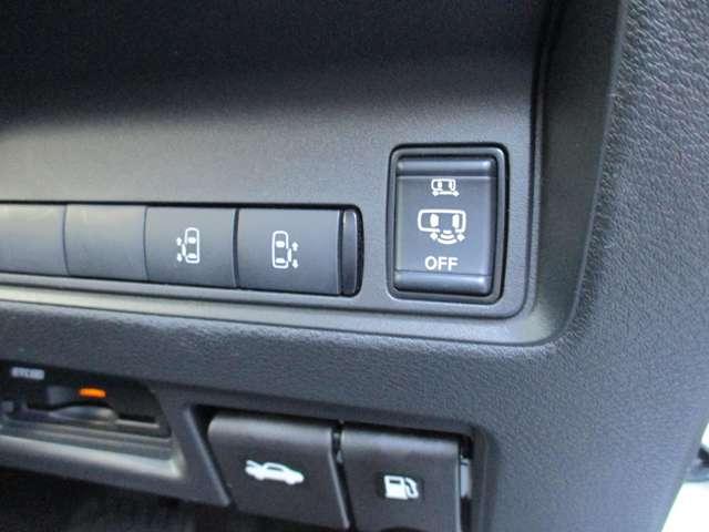 セレナ １．４　ｅ－ＰＯＷＥＲ　ハイウェイスターＶ　日産純正メーカーナビ　誤発進抑制　地デジ　フルオートエアコン　ＡＢＳ　展示試乗車　バックモニター　ＬＤＰ　追従クルーズ　サイドカメラ　３列シート　ナビＴＶ　アルミホイール　ドライブレコーダ　記録簿（34枚目）