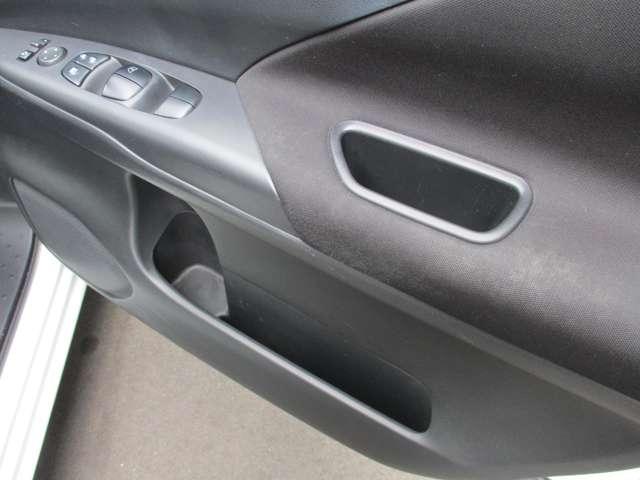 �W���h�A���b�N�{�^����E�B���h�E���b�N�{�^���A�e�h�A�̓p���[�E�B���h�E�t���ł��I