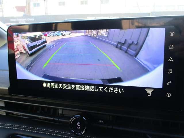 �J�����̉f���ɂ̓K�C�h���C�����\�������̂ň��S�ł�