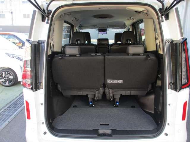 �R��ڂ̃V�[�g�̌��͂������Ƃ������Q�b�W�X�y�[�X�B���������邩��x�r�[�J�[�����ė��ĂĐςނ��Ƃ��ł����ł���B