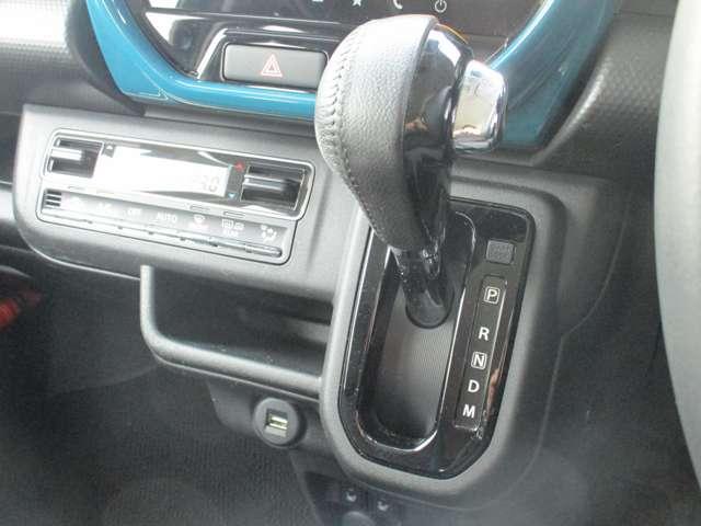 ハスラー ６６０　ハイブリッド　Ｘターボ　ワンオーナー　スズキ純正ナビ　サイド・カーテンエアバック　クルーズコントロール　衝突被害軽減ブレーキ　全方位カメラ　ＬＥＤヘッドライト　前席シートヒーター　ルーフレール（9枚目）