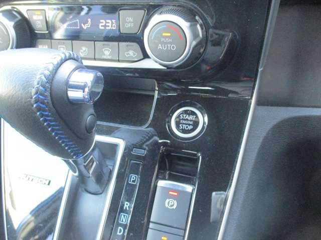 �y�C���e���W�F���g�L�[�z�@�h�A���b�N�̊J��G���W���X�^�[�g�̑���܂ł��{�^���ЂƂłn�j�Ȃ�ł��B���������ŁA���肪�ǂ����Ă��鎞���L�[���|�P�b�g�ɓ���Ă���΃{�^����Ńh�A���b�N���J�o���܂���