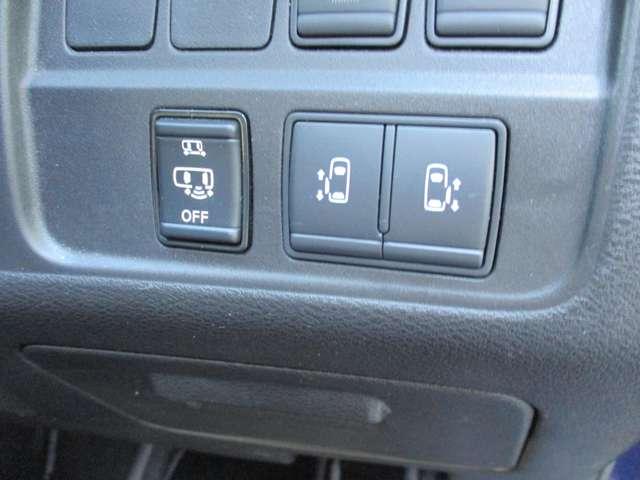 �����n���Y�t���[�I�[�g�X���C�h�h�A�I�I��ו��ŗ��肪�ӂ������Ă��Ă��A�X���C�h�h�A�̉��ɑ�������邾���ŁA�����J�o����֗��@�\�ł��I�I