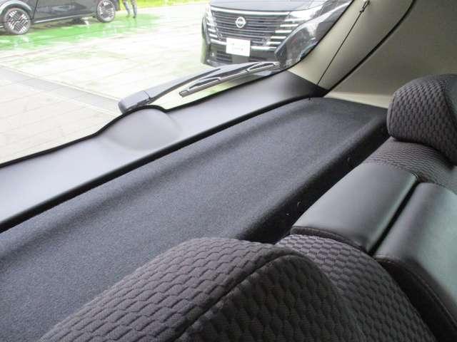 ティーダ 1.5 15M 日産純正HDDナビ 運転席助手席エアバック キーレスキー セキュリティアラーム AAC パワーウインドー フルセグTV ナビTV パワステ インテリキー 助手席エアバック エアバック 記録簿 ABS(31枚目)