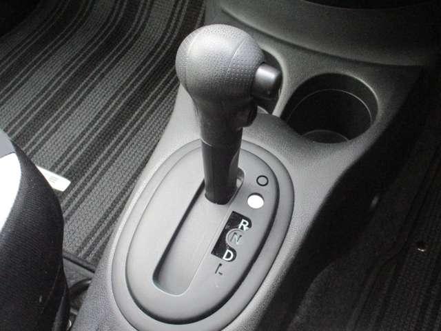 ノート 1.2 X 日産純正メモリーナビ フルセグTV レーダーブレーキ スマ-トキ- i-stop イモビ ETC付 LDW ドライブレコーダ メモリーナビゲーション Bモニター Wエア ナビTV キーフリーシステム(10枚目)