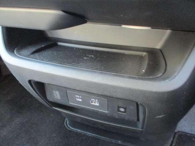 セレナ １．４　ｅ－４ＯＲＣＥ　ハイウェイスターＶ　４ＷＤ　日産ｃｏｎｎｅｃｔナビ　ａｐｐｌｅｃａｒｐｌａｙ対応　シ－トヒ－タ－　展示・試乗車ＵＰ　スマートキー　追従クルーズ　フルセグ　レーンキープアシスト　ＬＥＤヘッドランプ　４ＷＤ　ドラレコ　ＥＴＣ（16枚目）