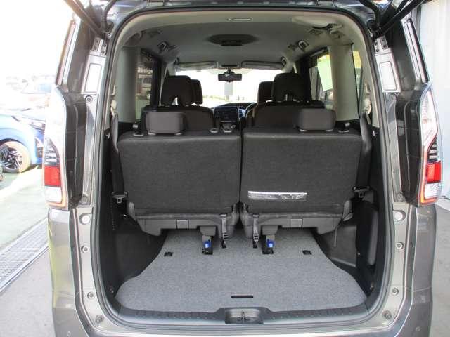 �R��ڂ̃V�[�g�̌��͂������Ƃ������Q�b�W�X�y�[�X�B���������邩��x�r�[�J�[�����ė��ĂĐςނ��Ƃ��ł����ł���B