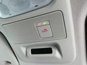 SOSコール 走行中の緊急時(病気や事故、あおり運転など)にボタンひとつでオペレーターに接続!救急や警察への連絡をサポートいたします。※使用にはお申し込みが必要です、詳しくはスタッフまで