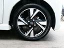 おしゃれは足元から。日産純正のアルミホイールで足元すっきり。タイヤサイズは165/55R15になります