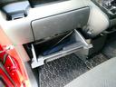 車検証など収納出来る、便利な収納スペースがたくさん用意されています