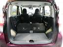 左右のシートを倒すことでさらに大きな荷物を積みことができるんです。
