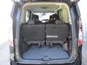 ３列目のシートの後ろはゆったりとしたラゲッジスペース。高さがあるからベビーカーだって立てて積むことができるんですよ。