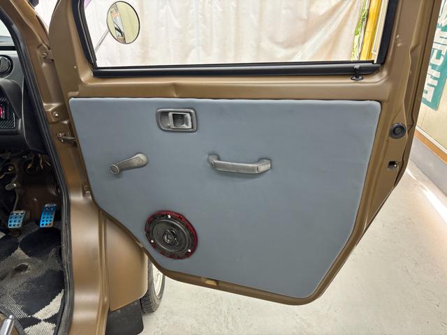 ミゼットII Ｄタイプ　タカラ塗料アースカラーオールペイント　パワステ　エアコン　ＣＤデッキ　社外１４インチマーク１アルミ　ナルディハンドル　タイミングベルト交換済み（39枚目）