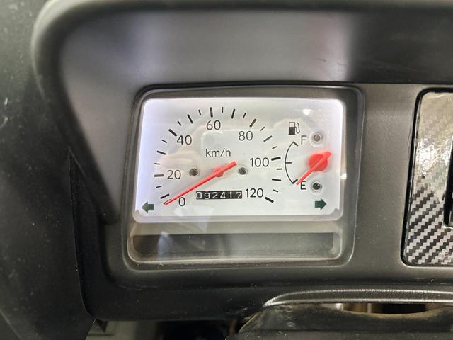 ミゼットII Ｄタイプ　タカラ塗料アースカラーオールペイント　パワステ　エアコン　ＣＤデッキ　社外１４インチマーク１アルミ　ナルディハンドル　タイミングベルト交換済み（43枚目）