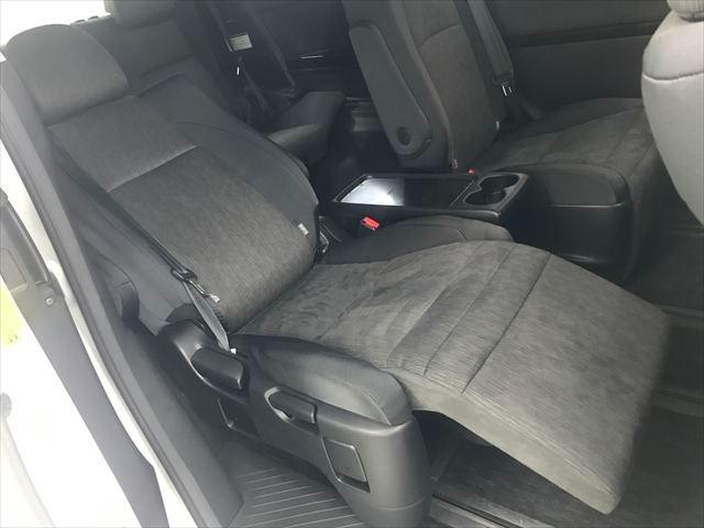 ヴェルファイアハイブリッド ZR テイン車高調 20インチアルミ 両側パワースライドドア HDDフルセグナビ リアエンターテイメント バックカメラ クリアランスソナー クルーズコントロール ETC セカンド席&助手席オットマン(9枚目)