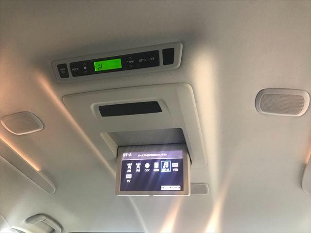 ヴェルファイアハイブリッド ZR テイン車高調 20インチアルミ 両側パワースライドドア HDDフルセグナビ リアエンターテイメント バックカメラ クリアランスソナー クルーズコントロール ETC セカンド席&助手席オットマン(17枚目)