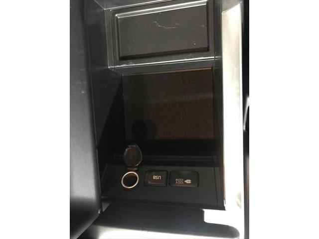 ヴェルファイアハイブリッド ZR テイン車高調 20インチアルミ 両側パワースライドドア HDDフルセグナビ リアエンターテイメント バックカメラ クリアランスソナー クルーズコントロール ETC セカンド席&助手席オットマン(35枚目)