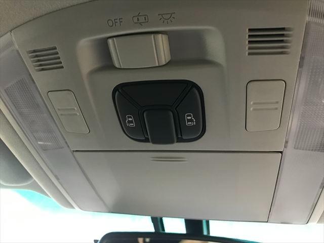 ヴェルファイアハイブリッド ZR テイン車高調 20インチアルミ 両側パワースライドドア HDDフルセグナビ リアエンターテイメント バックカメラ クリアランスソナー クルーズコントロール ETC セカンド席&助手席オットマン(42枚目)