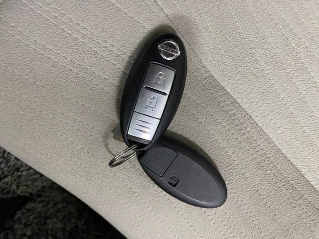 キューブ 15X Vセレクション 純正メモリーナビ フルセグ Bluetoothオーディオ DVDビデオ再生 バックカメラ スマートキー ETC オートライト ベンチシート フォグライト Wエアバック ABS アイドリングストップ(26枚目)