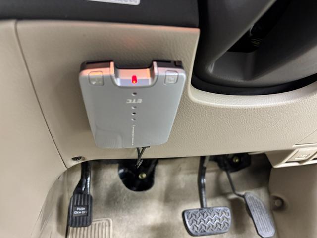 アルファードG MX トレゾア アルカンターラバージョン 禁煙車 8人乗り パワースライドドア バックカメラ ETC HIDヘッドライト セカンド回転シート キーレス オートライト アルミホイル コーナーセンサー HDDナビ(28枚目)
