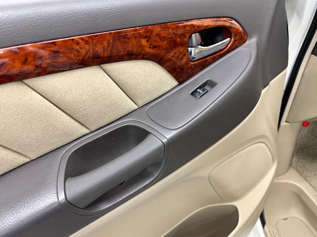 アルファードG MX トレゾア アルカンターラバージョン 禁煙車 8人乗り パワースライドドア バックカメラ ETC HIDヘッドライト セカンド回転シート キーレス オートライト アルミホイル コーナーセンサー HDDナビ(63枚目)