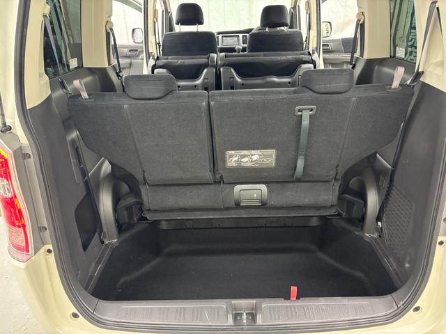 ステップワゴン G Lパッケージ 禁煙車 両側パワースライドドア HDDナビ フルセグTV バックカメラ 18インチアルミ サードシート収納 HIDヘッドライト フォグ スマートキー スペアキー(13枚目)