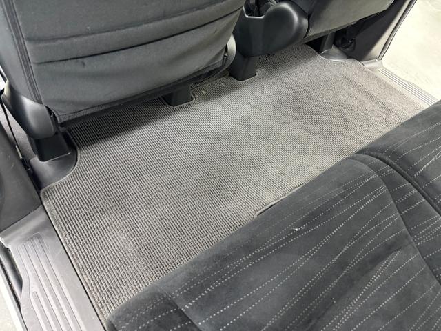 ステップワゴン G Lパッケージ 禁煙車 両側パワースライドドア HDDナビ フルセグTV バックカメラ 18インチアルミ サードシート収納 HIDヘッドライト フォグ スマートキー スペアキー(71枚目)