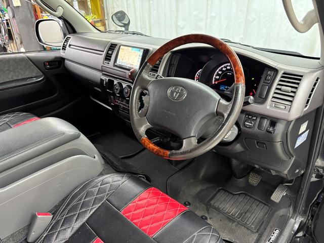 ハイエースバン ロングスーパーＧＬ　禁煙車　シートカバー　クラリオンナビ　フルセグＴＶ　Ｂｌｕｅｔｏｏｔｈオーディオ　ＤＶＤ　ＥＴＣ　ＬＥＤヘッドライト　アルミホイル　ＡＣ１００Ｖ電源　Ｗエアバッグ（3枚目）