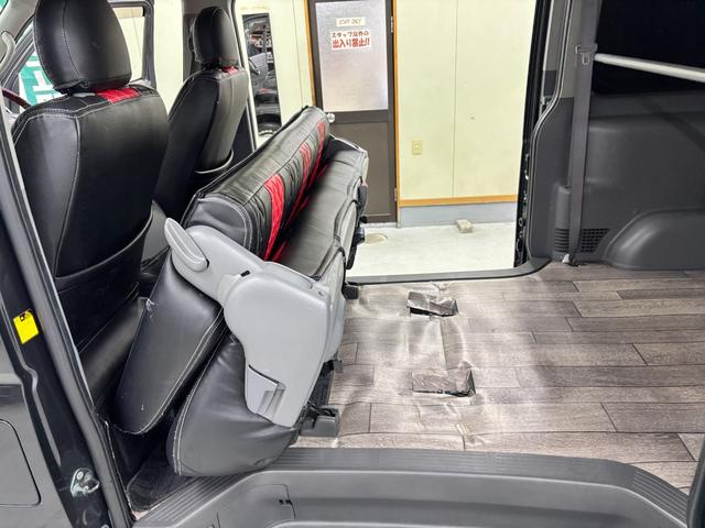 ハイエースバン ロングスーパーＧＬ　禁煙車　シートカバー　クラリオンナビ　フルセグＴＶ　Ｂｌｕｅｔｏｏｔｈオーディオ　ＤＶＤ　ＥＴＣ　ＬＥＤヘッドライト　アルミホイル　ＡＣ１００Ｖ電源　Ｗエアバッグ（16枚目）