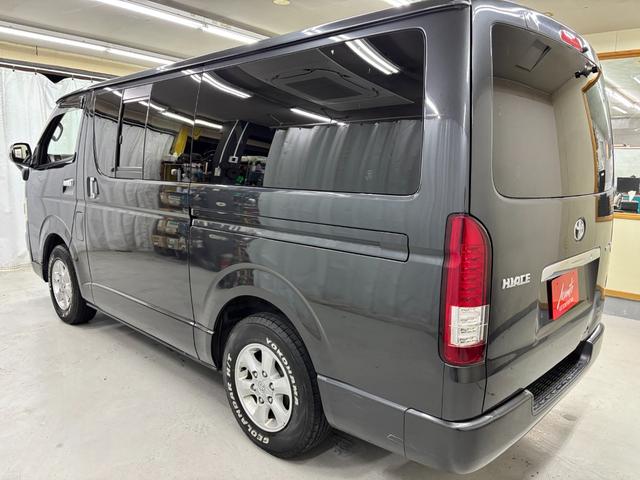 ハイエースバン ロングスーパーＧＬ　禁煙車　シートカバー　クラリオンナビ　フルセグＴＶ　Ｂｌｕｅｔｏｏｔｈオーディオ　ＤＶＤ　ＥＴＣ　ＬＥＤヘッドライト　アルミホイル　ＡＣ１００Ｖ電源　Ｗエアバッグ（36枚目）