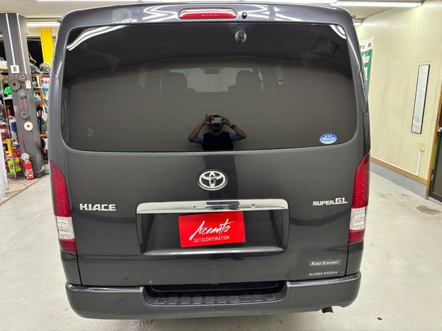 ハイエースバン ロングスーパーＧＬ　禁煙車　シートカバー　クラリオンナビ　フルセグＴＶ　Ｂｌｕｅｔｏｏｔｈオーディオ　ＤＶＤ　ＥＴＣ　ＬＥＤヘッドライト　アルミホイル　ＡＣ１００Ｖ電源　Ｗエアバッグ（38枚目）